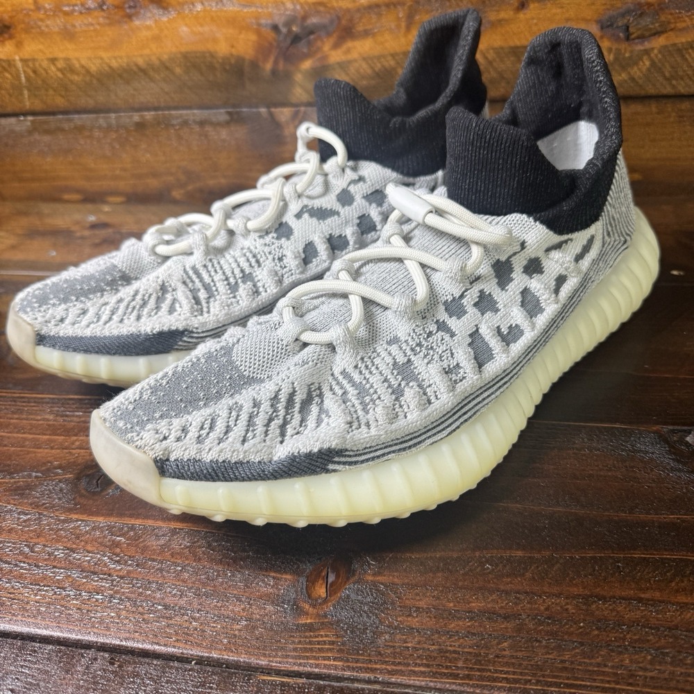 Adidas Men's Yeezy Boost 350 V2 CMPCT Slate White Panda  Sz 12 (11.5" Insole)